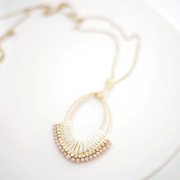 Dash of Pink Jewelry - Day Dreamer Necklace